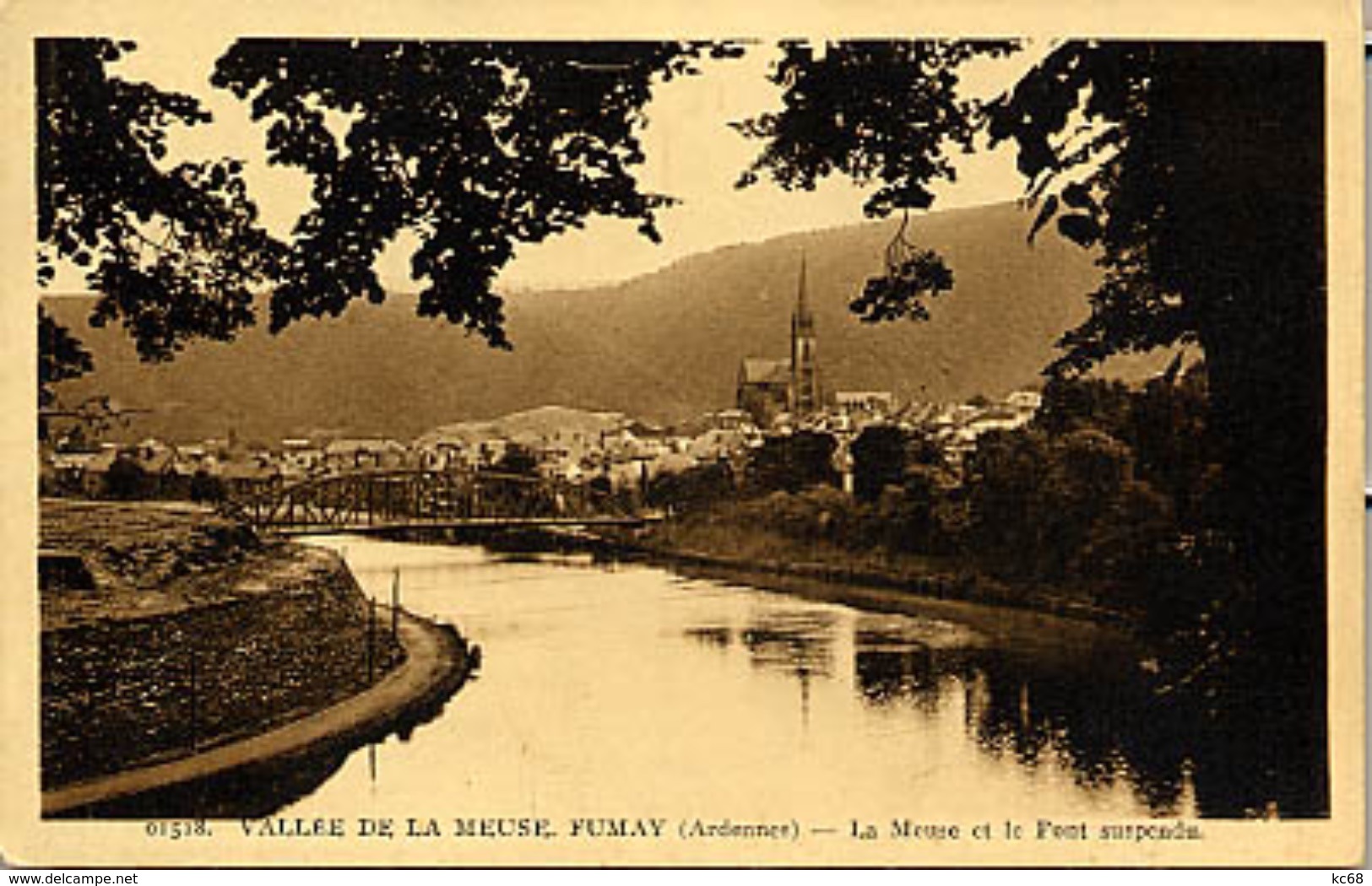 08 - Fumay - La Meuse Et Le Pont Suspendu - Fumay