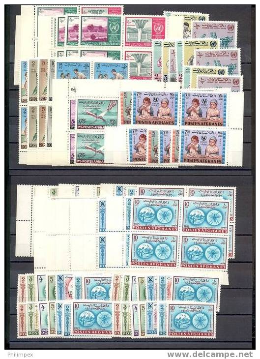 AFGHANISTAN NICE GROUP SETS AND SHEETLETS NEVER HINGED **! - Kilowaar (min. 1000 Zegels)