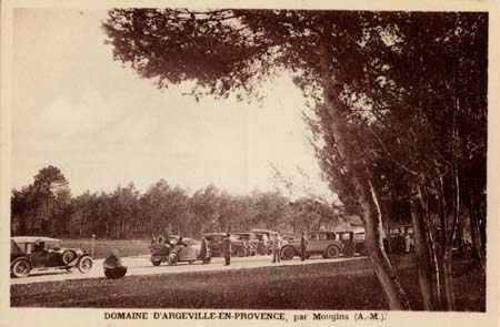 Domaine D'Argeville - Le Parking - Mougins