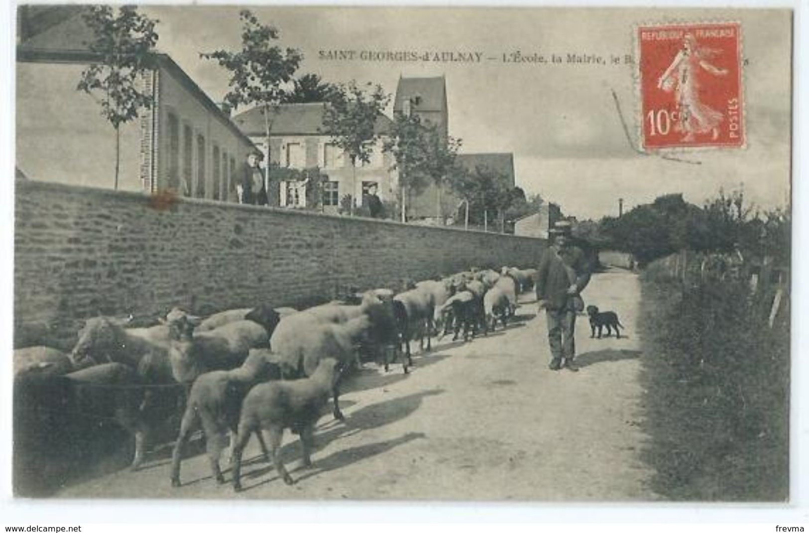 Saint Georges D'Aulnay L'école - Autres & Non Classés