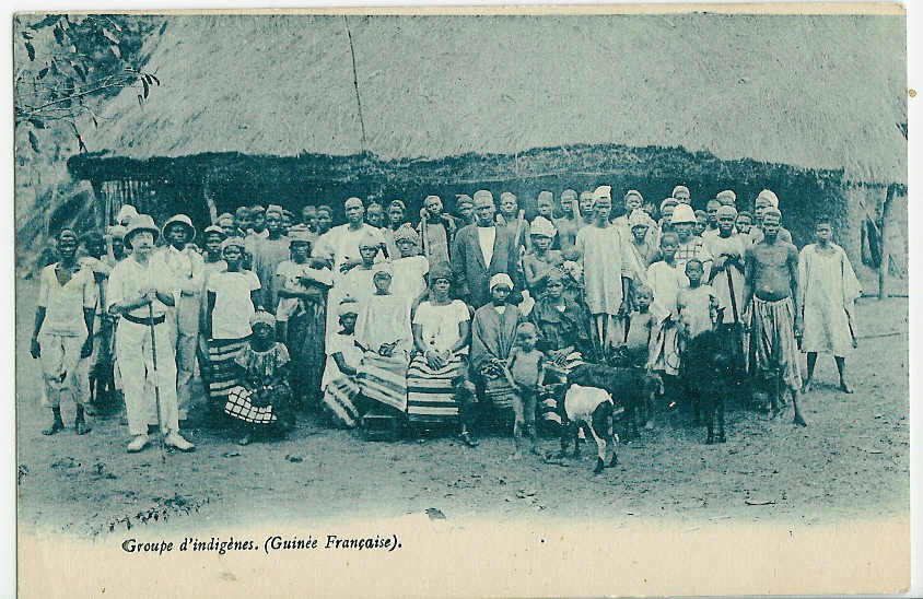 Guinée Française Groupe D'indigènes - Französisch-Guinea