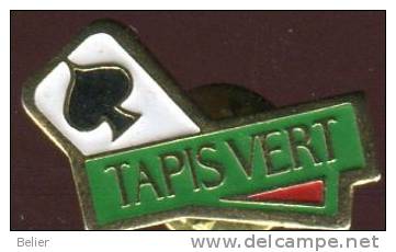 PIN'S TAPIS VERT - Jeux