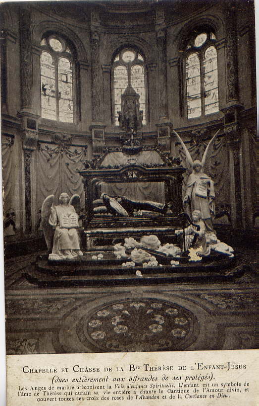 LISIEUX---Chapelle Et  Châsse De Ste Thérèse De L' Enfant -Jésus  ( Anges) Par S.T - Heilige Stätte