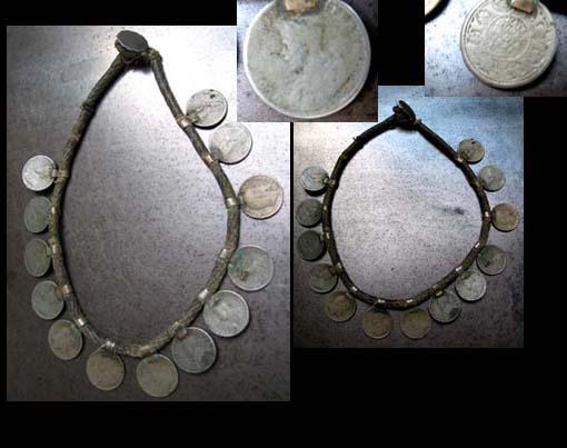 - Beau Collier THARU Pièces De 1910 / Old Coin Necklace From Nepal - Autres & Non Classés