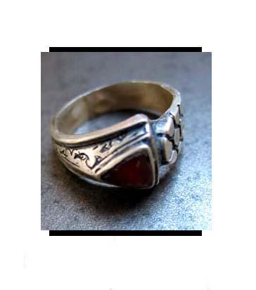 Jolie Bague Orientale Argent Cornaline / Nice Cornalian And Silver Oriental Ring - Anillos