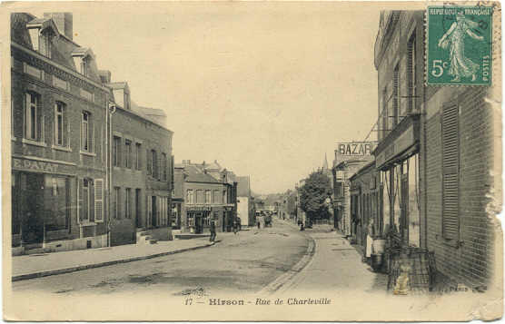 HIRSON - Rue De Charleville - Hirson