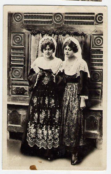 Jeunes Filles De Saint Gildas De Rhuys, 1953 - Autres & Non Classés