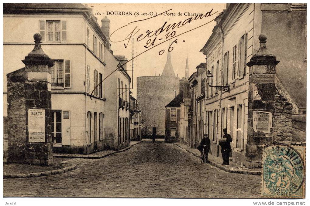 DOURDAN - Porte De Chartres - Dourdan