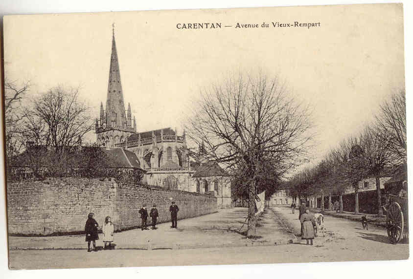 F657 - CARENTAN - Avenue Du Vieux-Rempart - Carentan