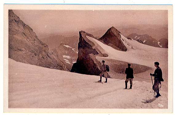 Ascension Du VIGNEMALE - Sommet Du Glacier - Les Deux Jumeaux - Autres & Non Classés