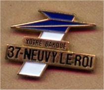 LA POSTE - PTT - VOTRE BANQUE - 37 NEUVY LE ROY [2015]] - Mail Services