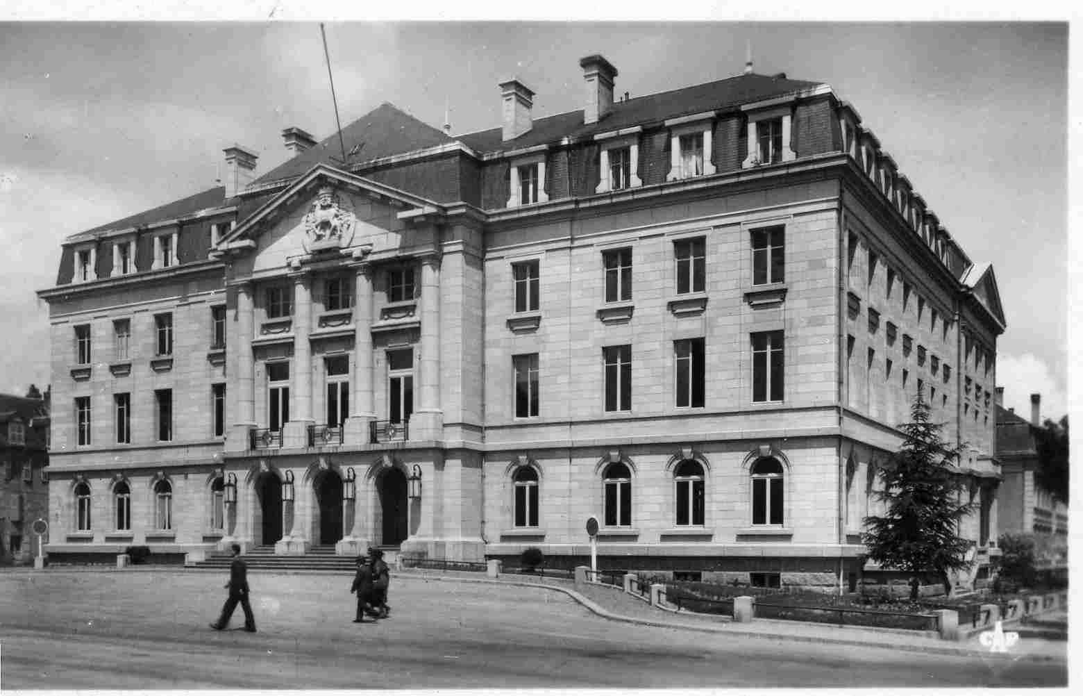 GUERET - La Nouvelle Mairie - Guéret