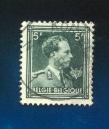 Belgique 1945 Y Et T  N° 696 Obl Roi Léopold III Expl 4 - Oblitérés