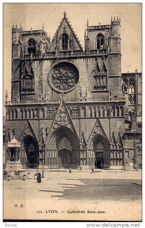 LYON 1 - Cathédrale Saint-Jean - Lyon 1