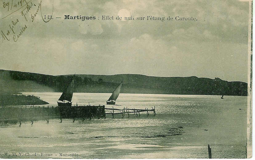 13   MARTIGUES  143  Effet De Nuit Sur L étang De Caroute  Carte Circulée  1905  Dos Non Séparé - Martigues