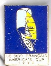 Nautisme: America´s Cup 1992.Le Defi Français: Voilier Vu De 3/4 Arriere - Segeln