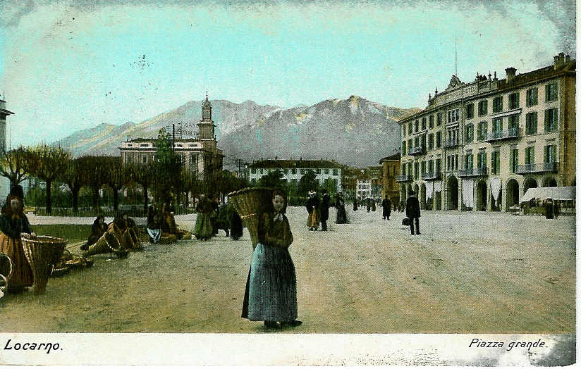 LOCARNO    Piazza Grande  1487  Carte Circulée - Locarno