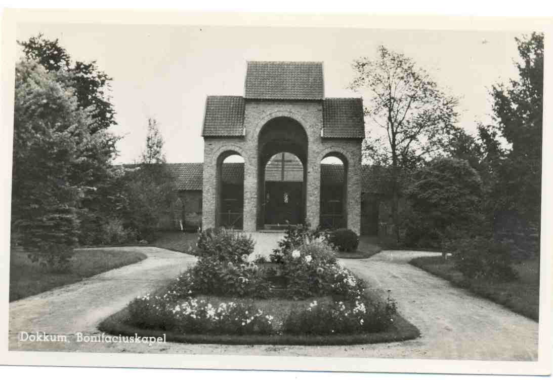 Dokkum , Bonifaciuskapel  Rond 1953 , Niet Gelopen  , Zie Scan (ned 77) Fotokaart - Dokkum