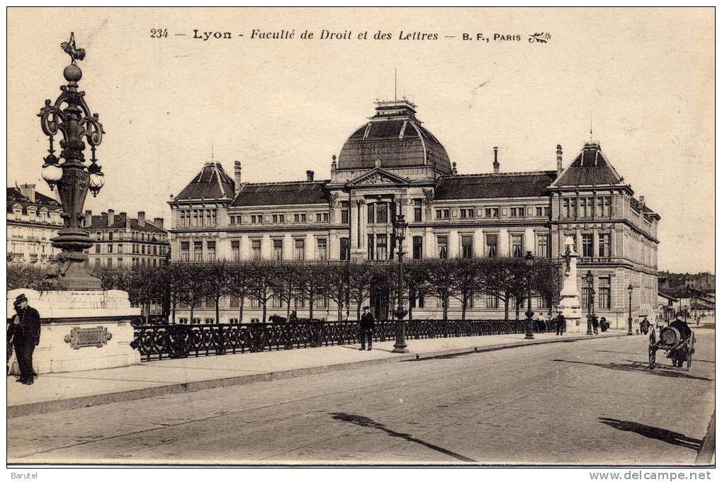 LYON 7 - Faculté De Droit Et Des Lettres - Lyon 7