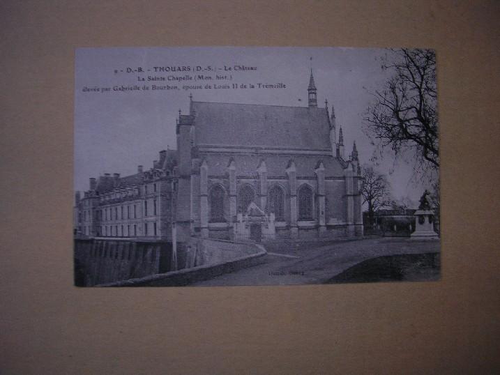 Thouars Le Chateau La Sainte Chapelle - Thouars