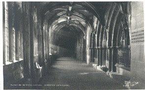 C005-CHESTER, Cathédral, Sunshine In The Cloisters - Chester