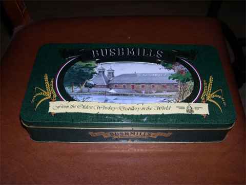 INTROUVABLE COFFRET MINIATURE COLLECTION BUSHMILLS - Miniature