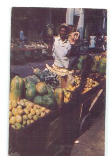 Cpm Vendeur De Fruits Des Rues à PANAMA - Mercaderes