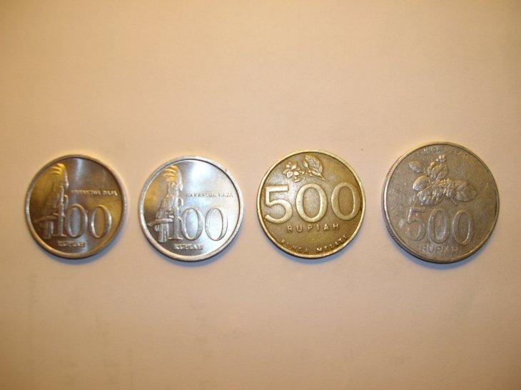 Indonésia - 100 Roupiah 2003 Et 2004, 500 Roupiah 2000 Et 2003. - Indonesië