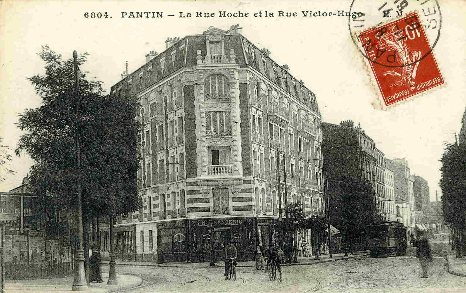 PANTIN - La Rue Hoche Et La Rue Victor Hugo - Pantin