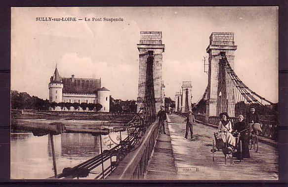 LOIRET - Sully Sur Loire - Attelage De Chien - Le Pont Suspendu - Sully Sur Loire