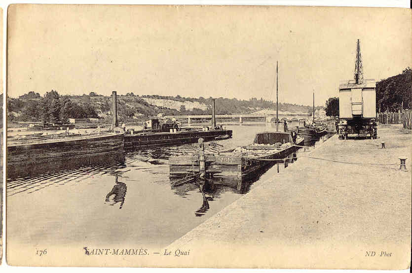 F105 - SAINT-MAMMES  -  Le Quai     *BATEAU* - Saint Mammes