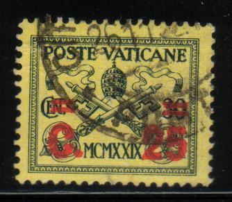 VATICAN 1931 30 C YELLOW SURCHARGED OVERPRINTED 25 C RED VFU VATICANE VATICANO SG 14 - Used Stamps
