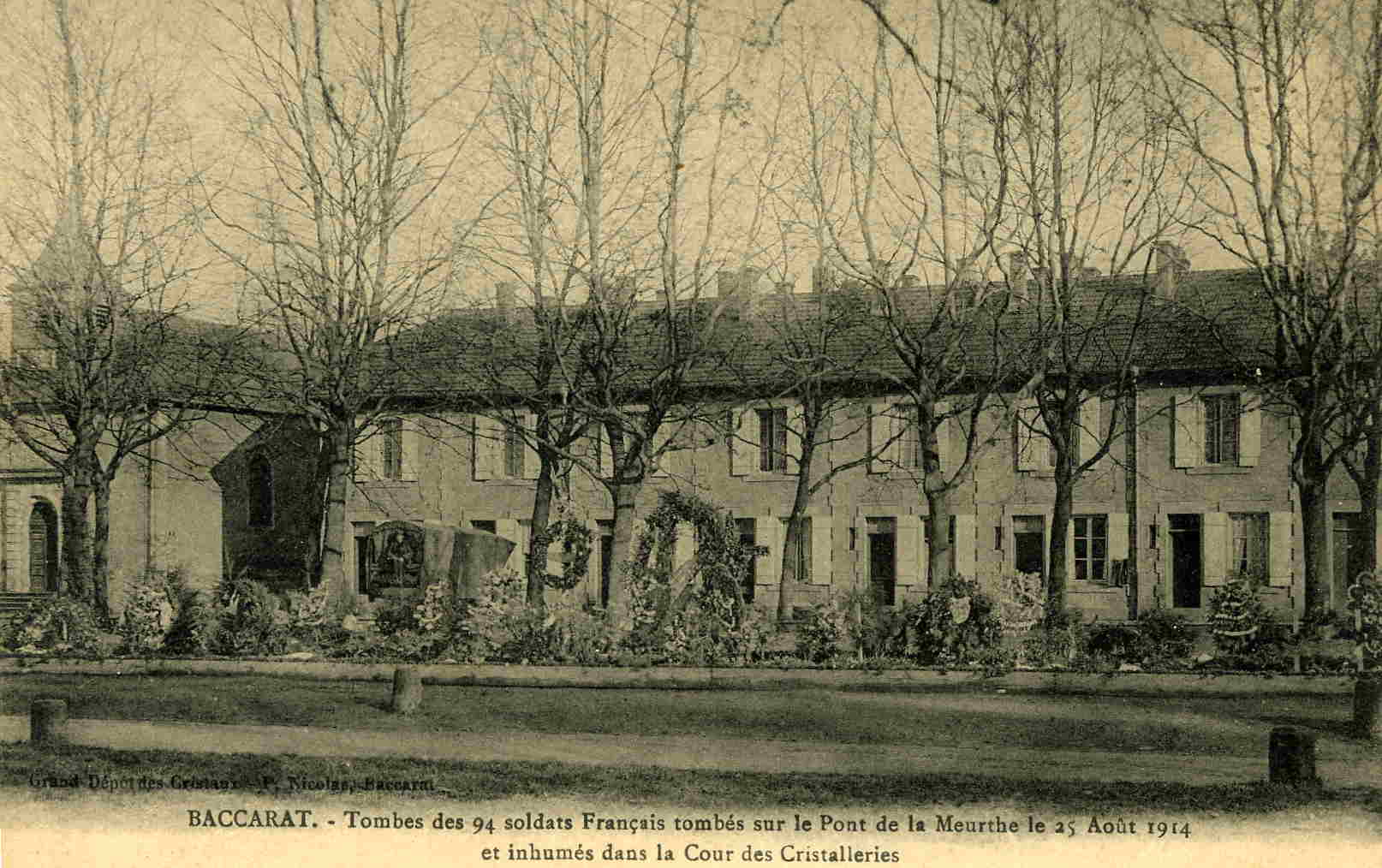 BACCARAT - Tombes Des 94 Soldats Français Tombés Sur Le Pont De La Meurthe - Baccarat