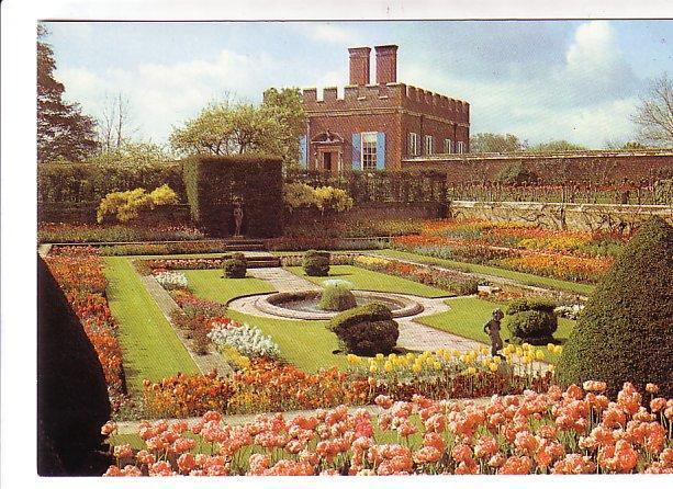 CARTE POSTALE DE GRANDE-BRETAGNE : HAMPTON COURT PALACE - London Suburbs