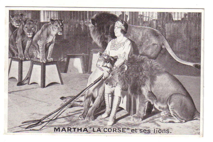 20 -  BELLE CPA -MARTHA"LA CORSE" ET SES LIONS GROS PLAN SUPERBE!!!!! - Corse