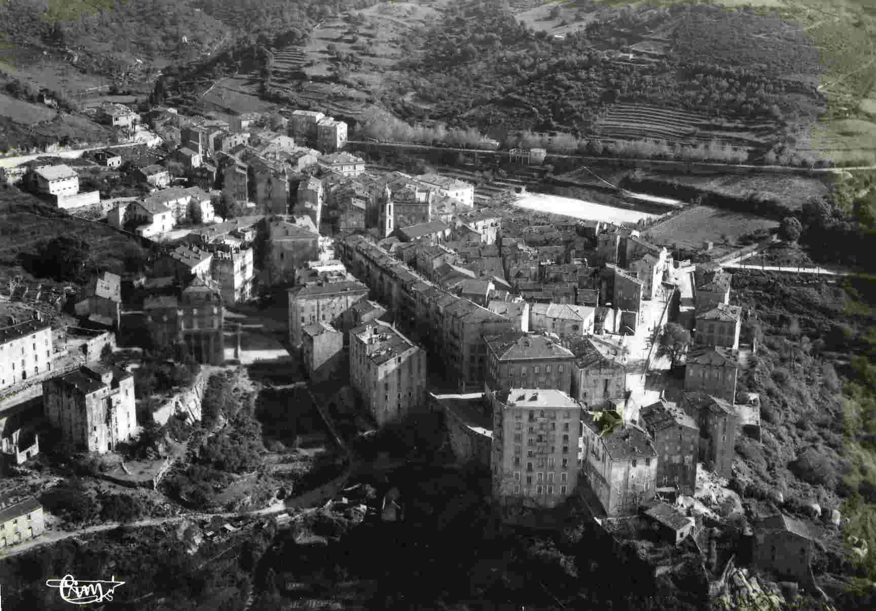 SARTENE - Vue Aérienne Sur Une Partie De La Ville - Sartene