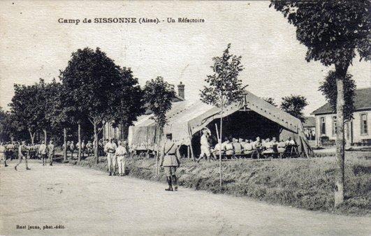 CPA Militaria 02 Camp De Sissonne - Un Réfectoire - Belle Animation - Sissonne