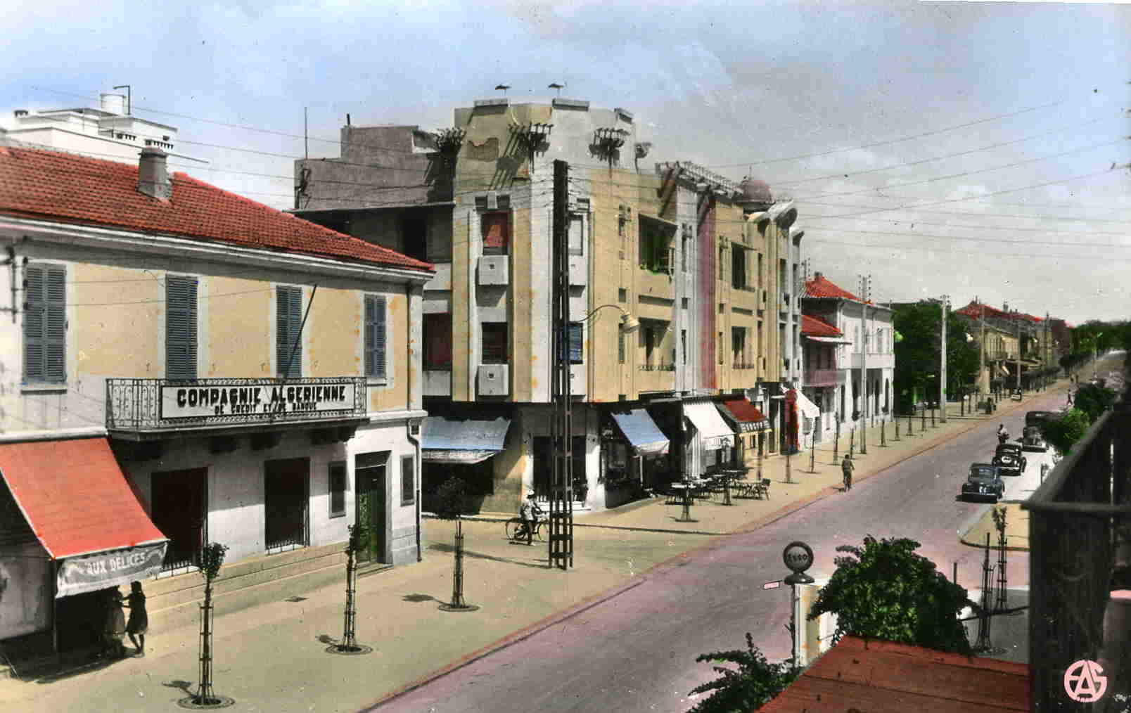 BATNA - Avenue De La République - Batna