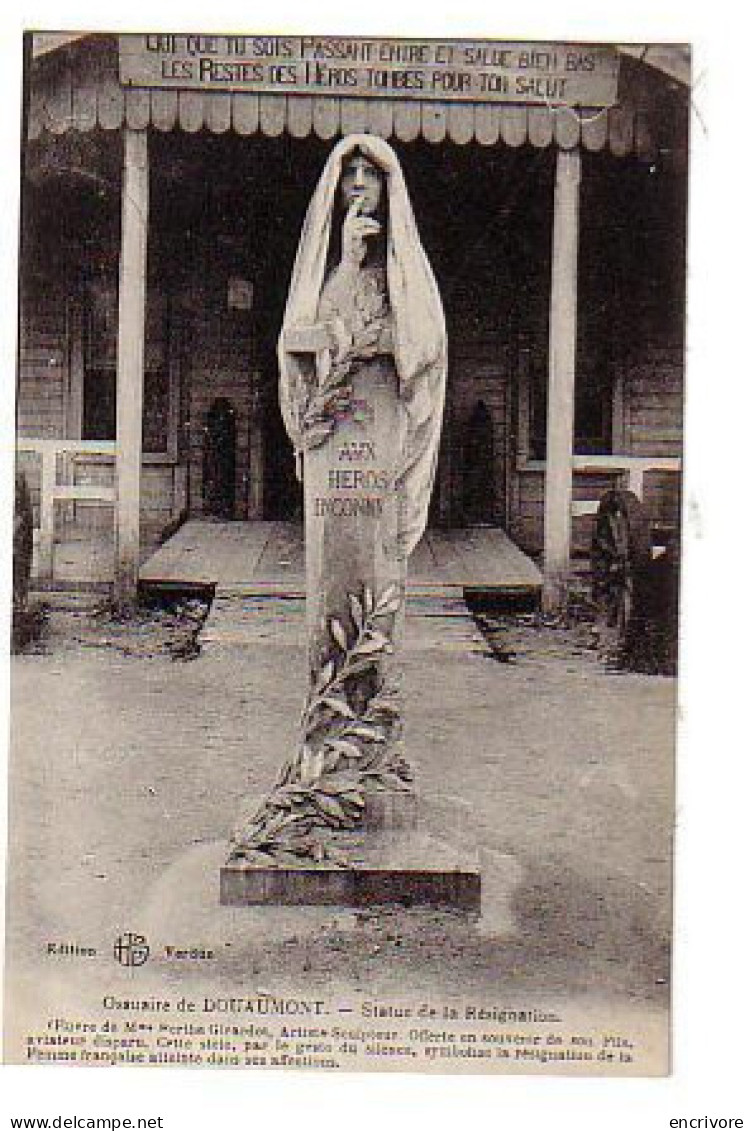 Cpa OSSUAIRE De DOUAUMONT Statue De La Resignation Berthe Girardot - Cimetières Militaires