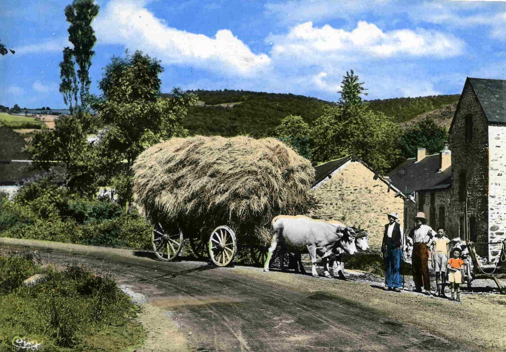 LE MORVAN - La Rentrée Des Foins - Equipaggiamenti