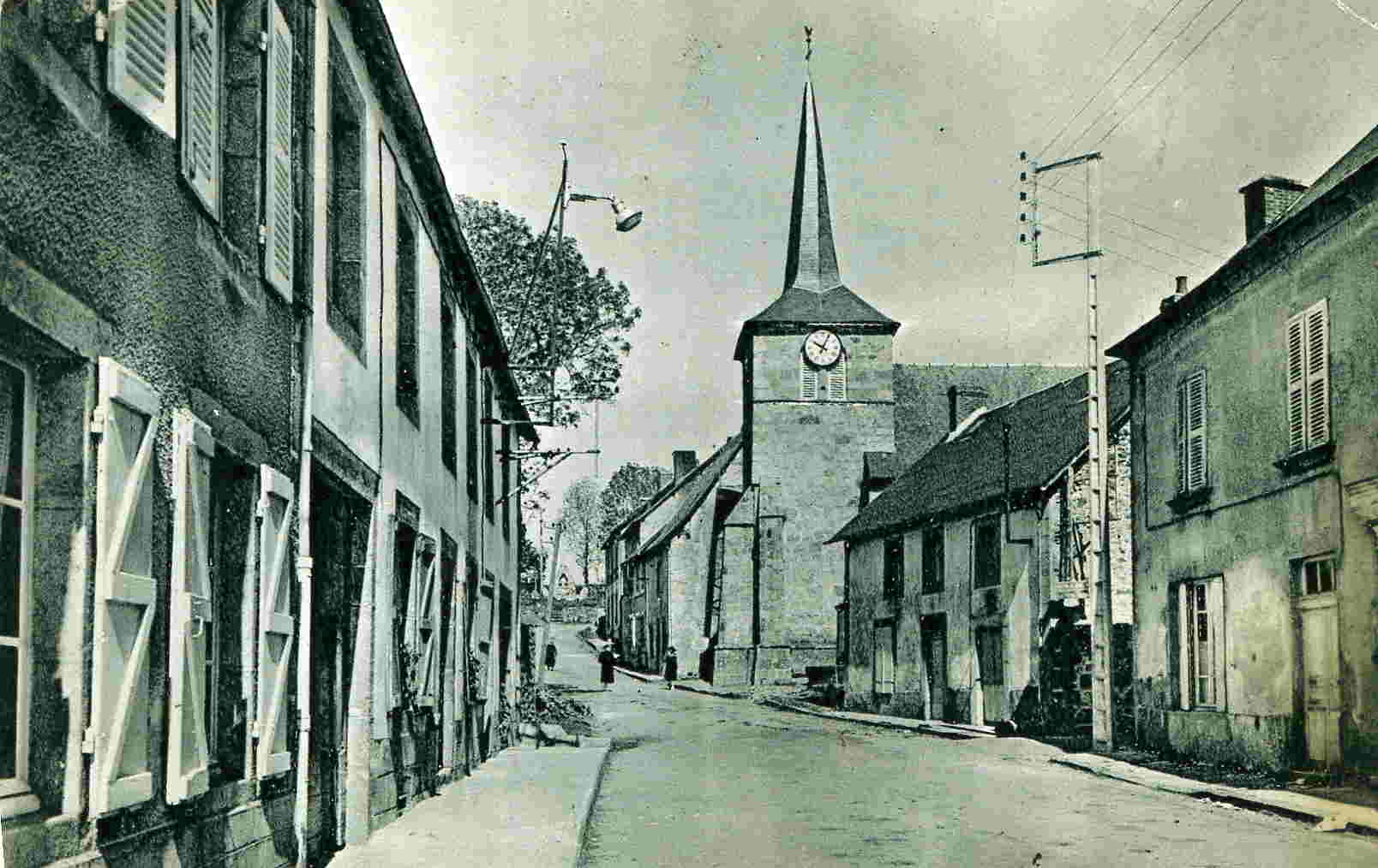 LA COURTINE - L'Eglise - La Courtine