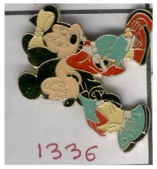 Ref 1336- Pin´s "Mickey Et Minnie" Grande Taille - Beroemde Personen
