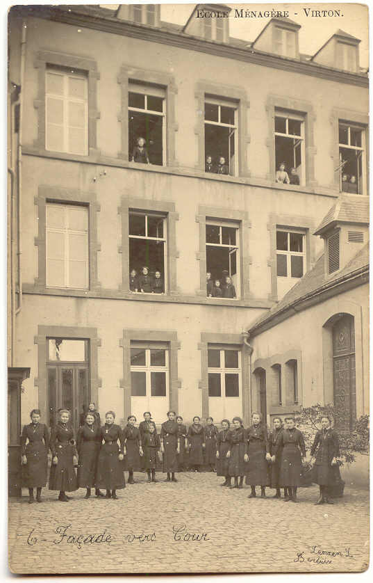 3123 - VIRTON - Ecole Ménagère. - 6. Façade Vers Cour  - Carte-photo - Virton