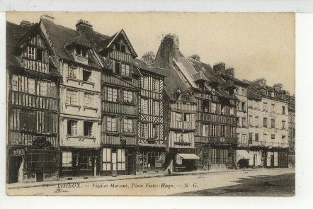 14 Lisieux -  Vieilles Maisons, Place Victor-Hugo - Ed: N.G. 94 - Lisieux