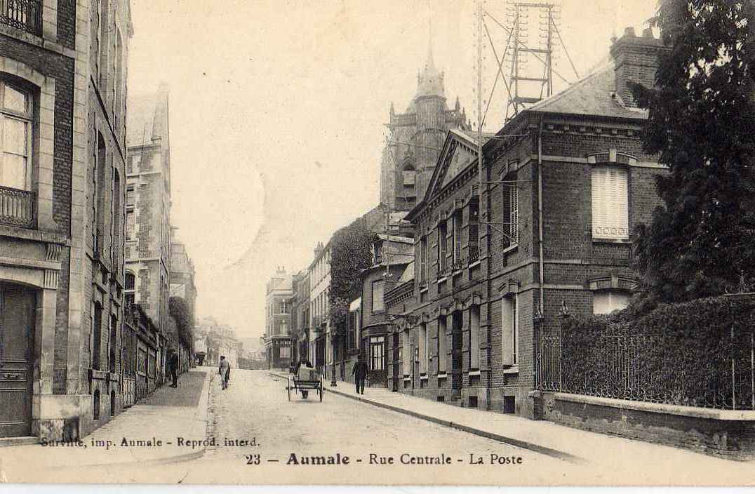 76 AUMALE Rue Centrale, Bureau De Poste Animée 1916 - Aumale