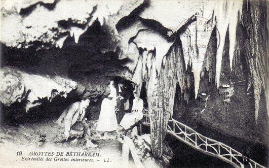 CPA 64 Grottes De Bétharram  -Extrémités Des Grottes Intérieures - Animée - Lestelle-Bétharram