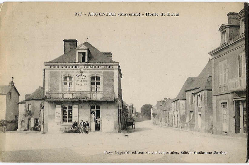 Au 1er Enchérisseur: Village De Argentré - Argentre