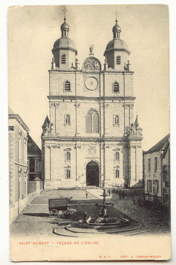 3350 - SAINT-HUBERT  -  Façade De L'église - Saint-Hubert