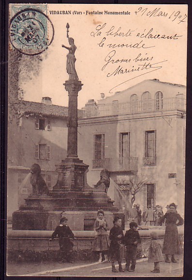 VAR - Vidauban - Fontaine Monumentale - Vidauban