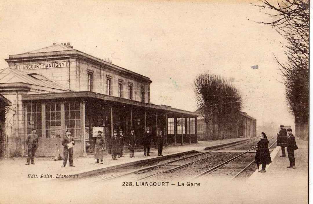 60 LIANCOURT La Gare, Les Quais Animée, 1922 - Liancourt